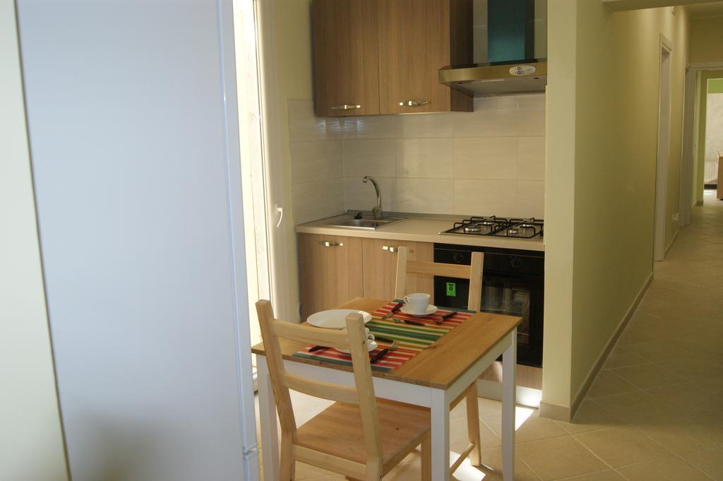 Guest House Golfo Xifonio Augusta Bagian luar foto