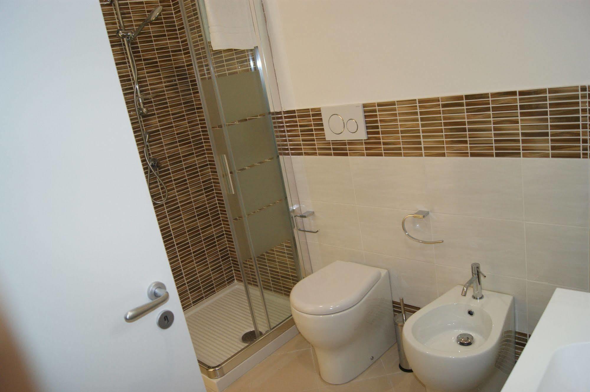 Guest House Golfo Xifonio Augusta Bagian luar foto