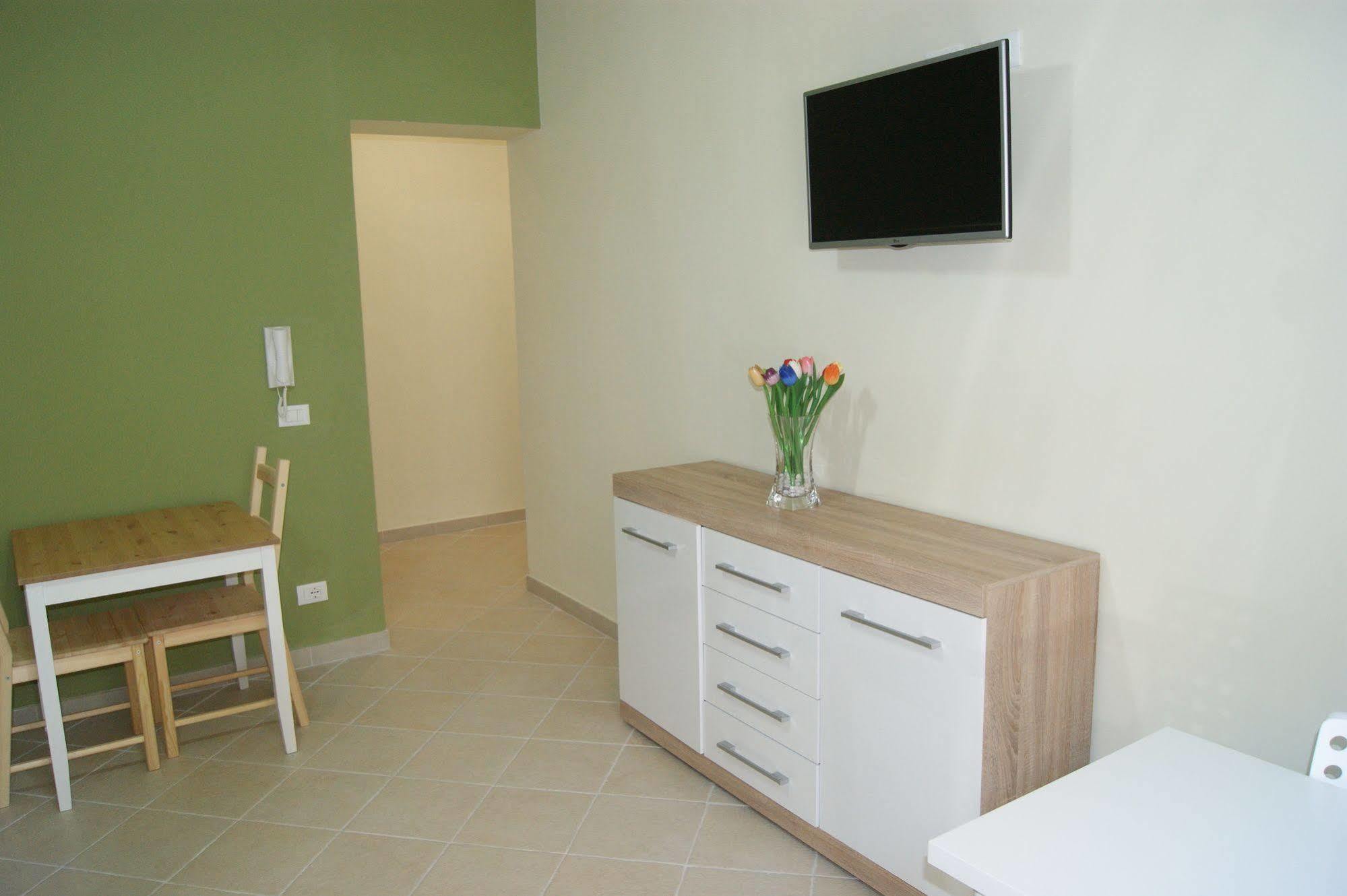 Guest House Golfo Xifonio Augusta Bagian luar foto