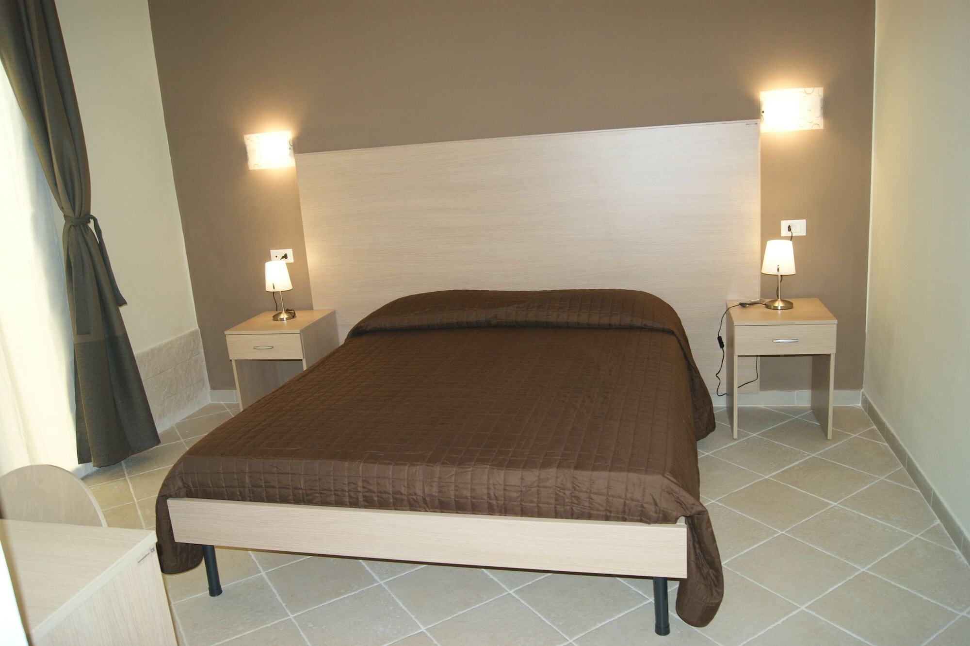 Guest House Golfo Xifonio Augusta Bagian luar foto