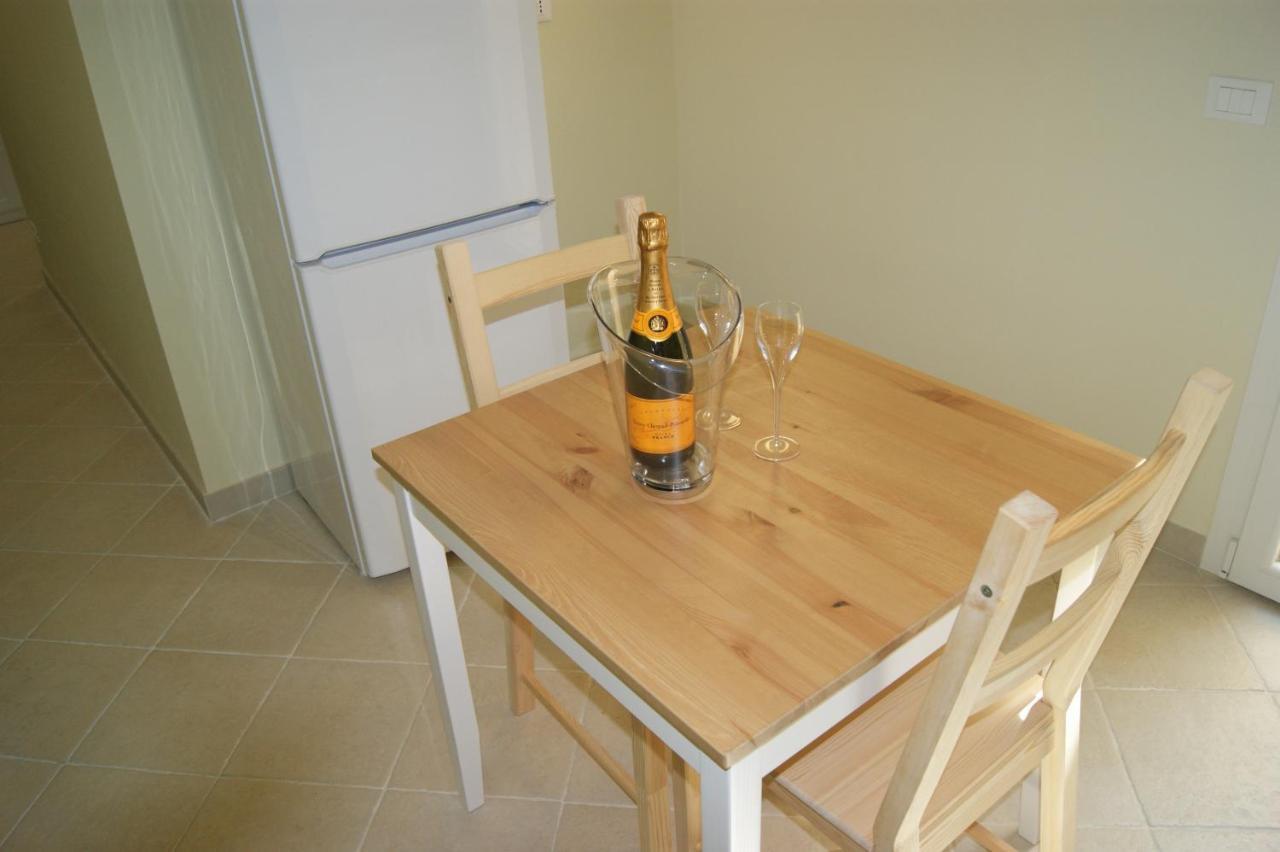 Guest House Golfo Xifonio Augusta Bagian luar foto